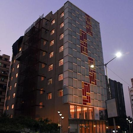 Lynq Aero Hotel Kolkata Ngoại thất bức ảnh