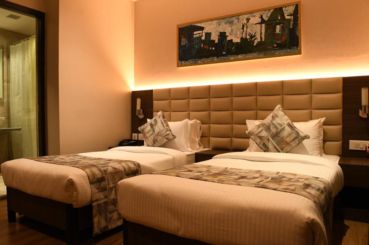 Lynq Aero Hotel Kolkata Ngoại thất bức ảnh